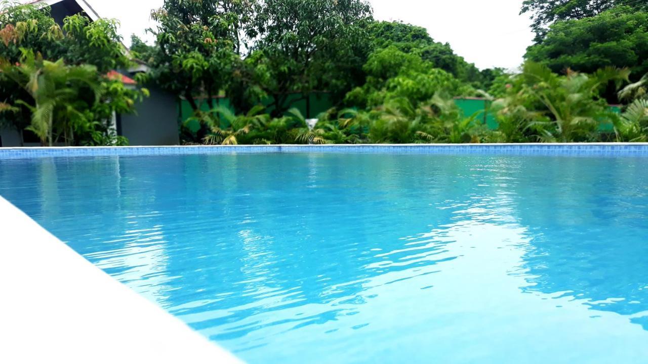 Arcadia Resort Alibaug Alībāg Exteriér fotografie